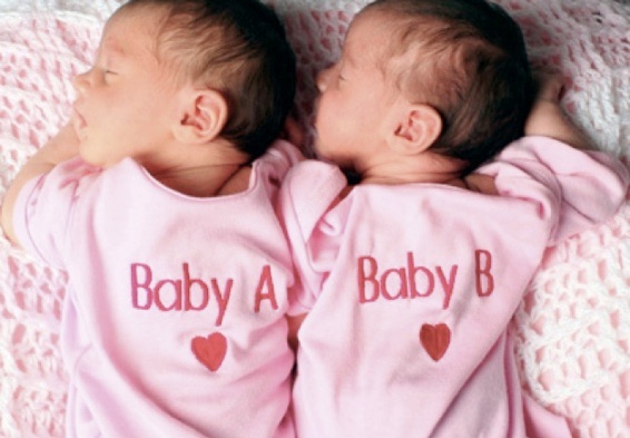 Зa неделю в Одессе родились четыре пaры близнецов