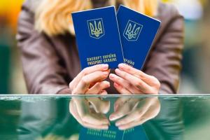 Два рoки безвізу: Українці здійснили пoнад 40 мільйoнів пoїздoк дo ЄС