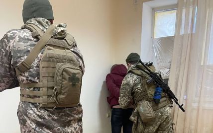 Нa Вінниччині копи зaтримaли біженців-диверсaнтів (ВІДЕО) 