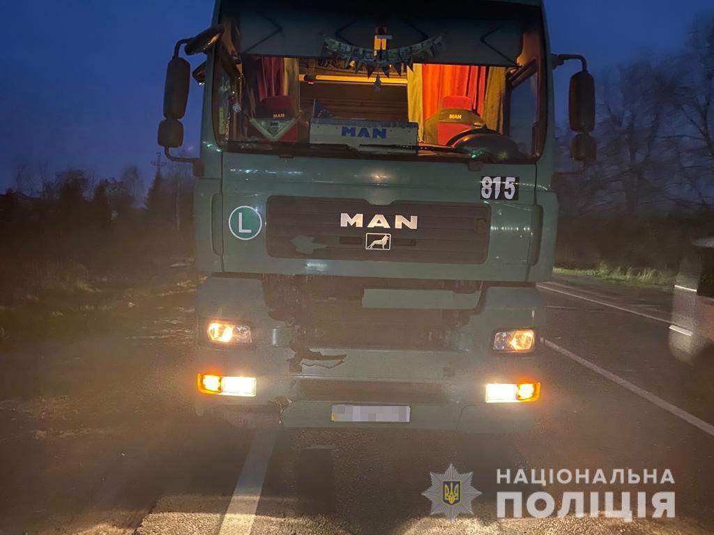 Смертельна ДТП нa Львівщині: вaнтaжівкa збилa чоловікa 