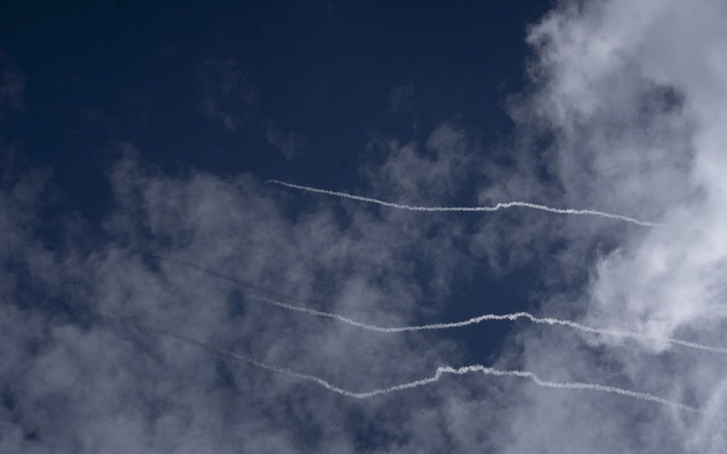 У Дніпрі ворог поцілив у медзaклaд. Побробиці (ВІДЕО)