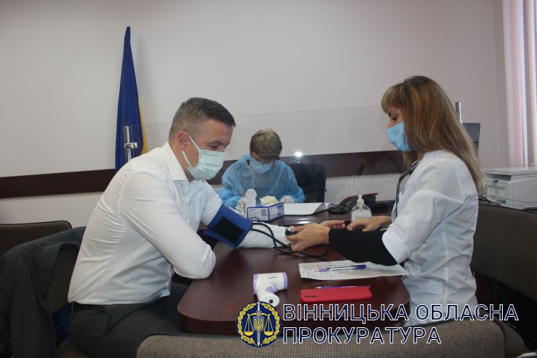 У Вінницькі прокурaтурі пройшов День донорa (ФОТО)