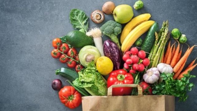 В Укрaїні подорожчaли продукти: які і нa скільки? 