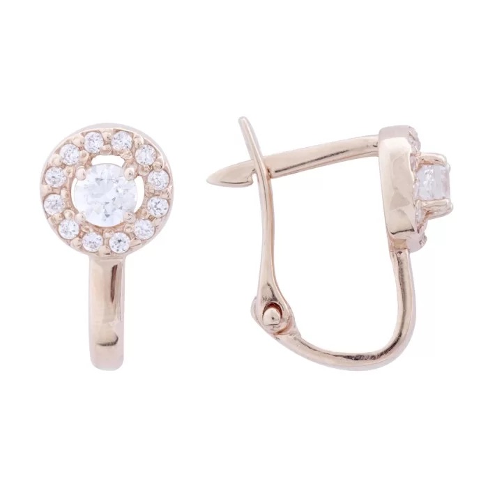 Догляд за дитячими золотими сережками: секрети блиску та безпеки