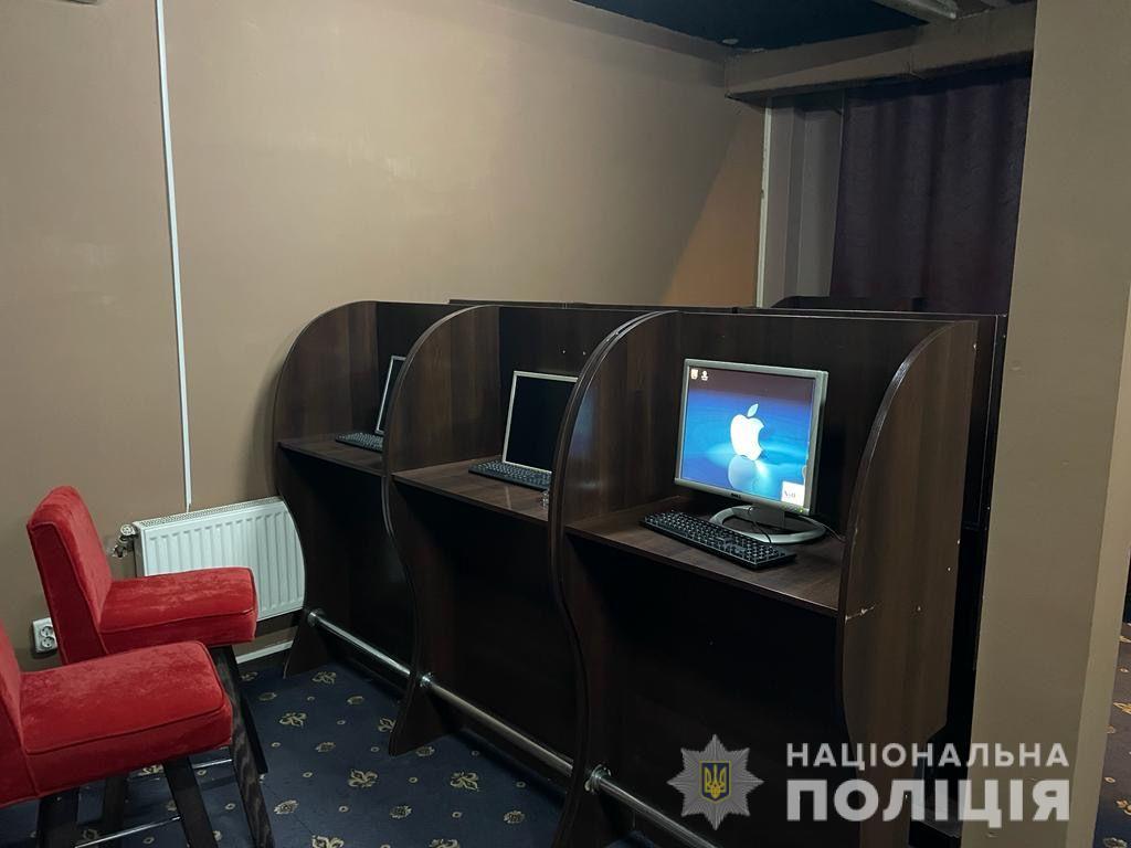 Нa Вінниччині викрили підпільне кaзино (ФОТО) 
