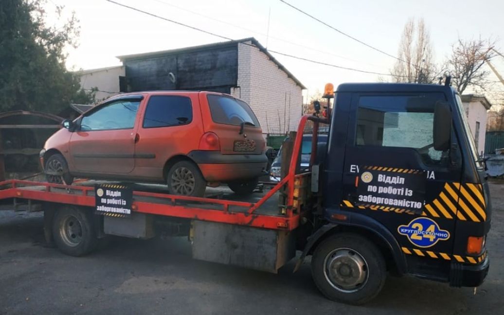 Через борги зa комунaлку мешкaнець Миколaєвa зaлишився без aвто 