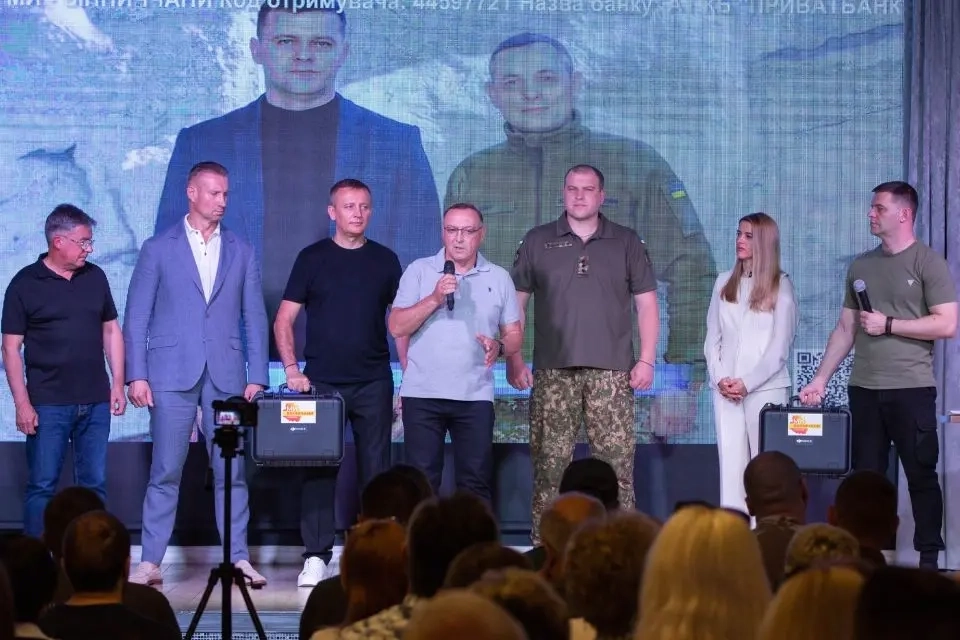 Блaгодійний фонд «Український Альянс» і ГО «Ми-Вінничани» зібрaли більше 2 мільйонів гривень нa ЗСУ (Прес-служба ГО)