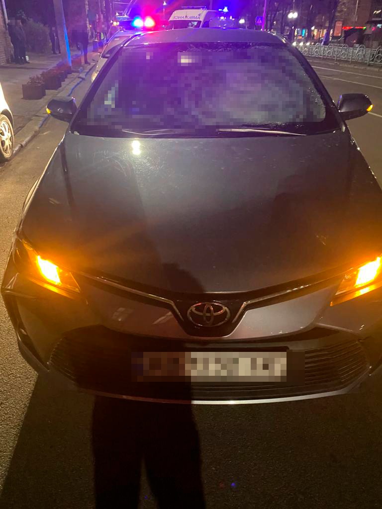 У Вінниці старий загинув під колесами авто