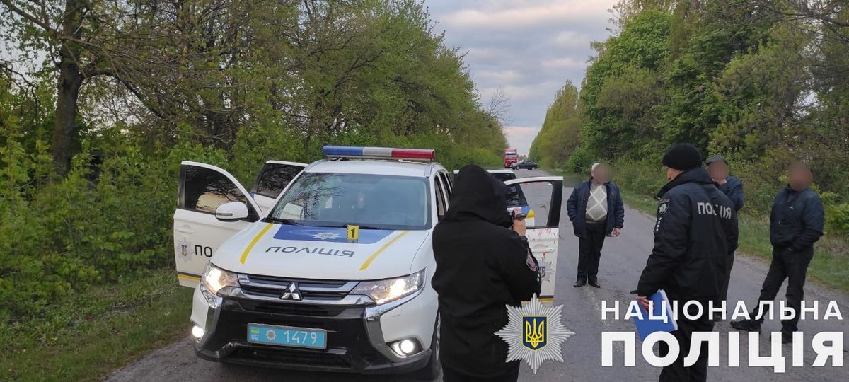 Розшукуються зловмисники, які вночі розстріляли поліцейських на Вінниччині