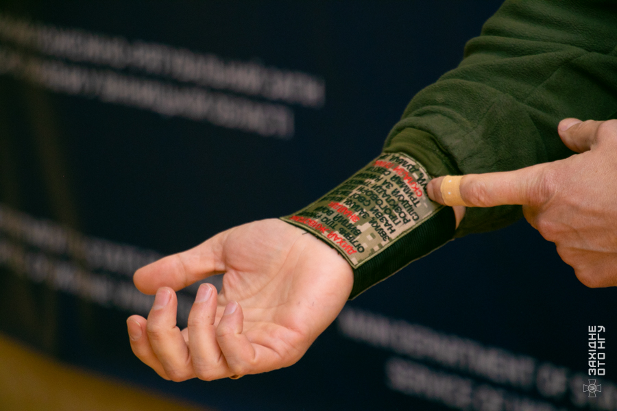 Вінничани розробив «турнікет» психологічної допомоги