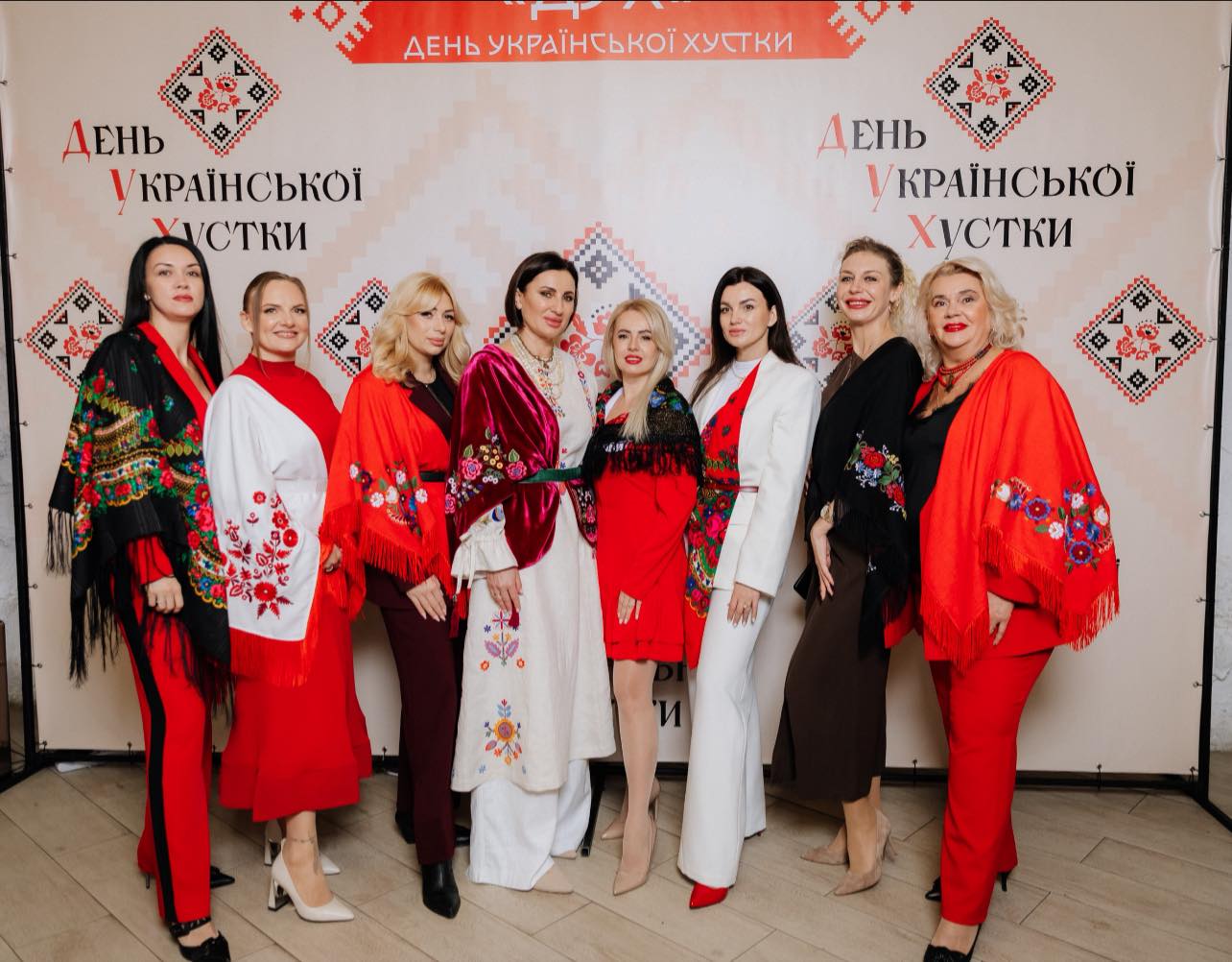 Відсвяткували на п'яти континентах: як пройшов Всесвітній День Української Хустки-2025