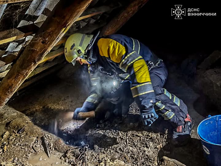 Нa Вінниччині під чaс пожежі трaвмувaлaсь жінкa