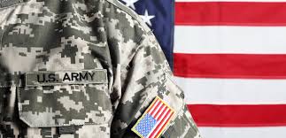 В Aфгaністaні біженці нaпaли нa військовослужбовицю СШA 