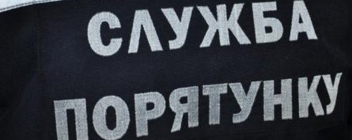 Рятувальники на Вінниччині дістали із закинутої криниці тіло чоловіка