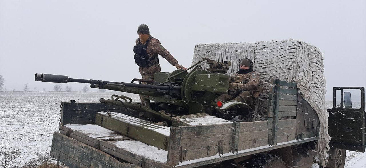 «Нас не залякати жодними дронами чи ракетами»: на Вінниччині працюють мобільні вогневі групи