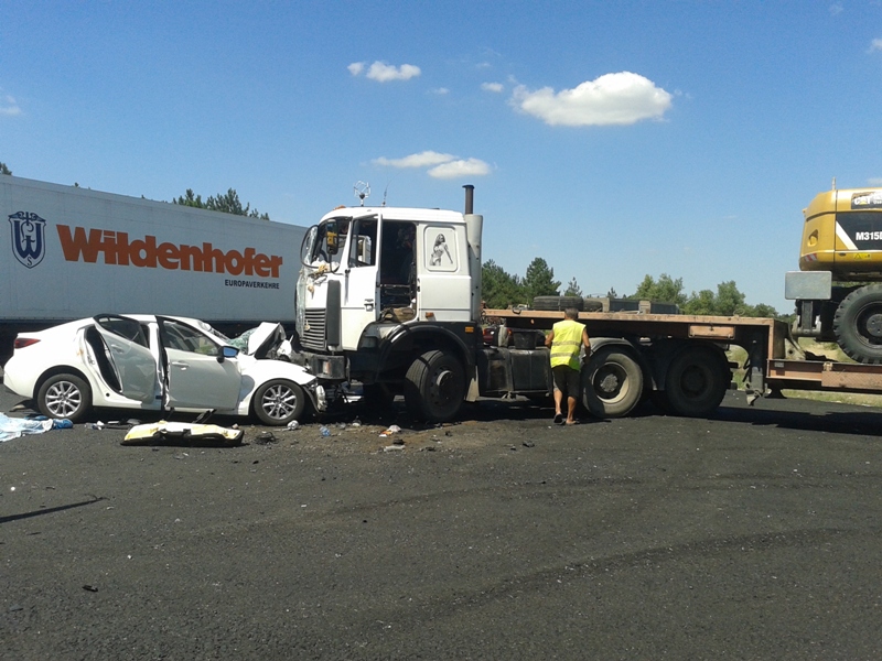 Кривава ДТП на Херсонщині, є жертви та постраждалі (Фото)