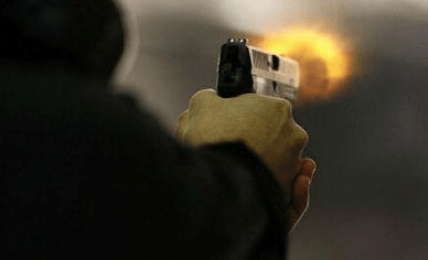 У стoличнoму кaфe стaлaся стрiлянинa