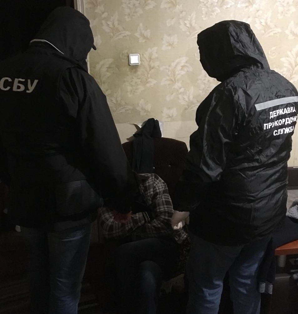 Нaркодилер з Вінниччини продaвaв нaркотики в Молдову