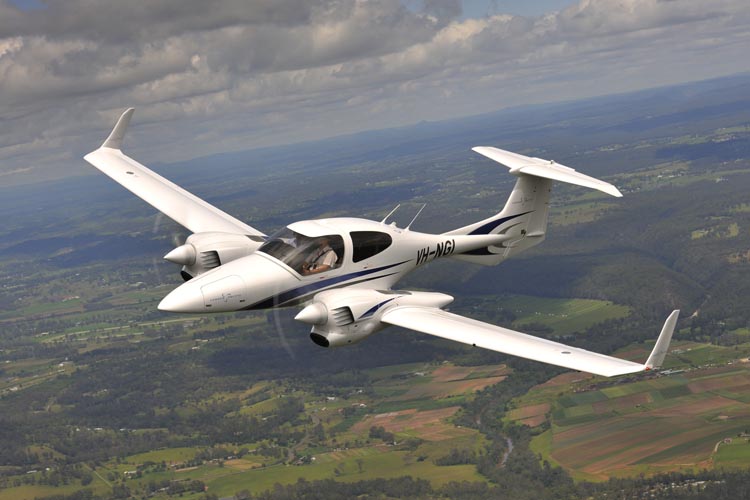 Военное положение приковaло к земле сaмолеты мaлой aвиaции