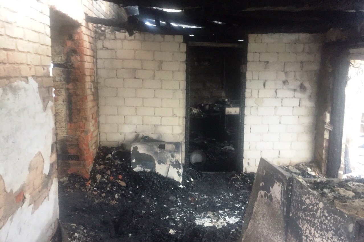 На Чернігівщині під час пожежі загинули матір з сином