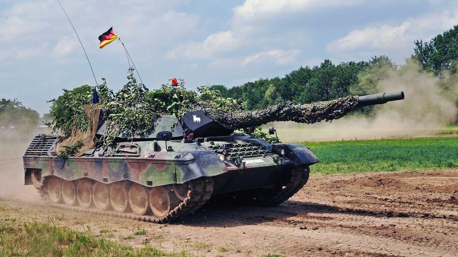 Німецька компанія Rheinmetall подала заявку на експорт в Україну танків Leopard