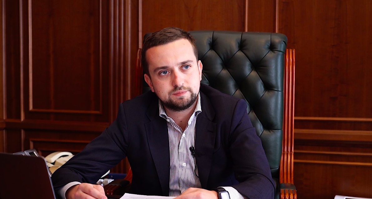 ​​У Зеленського визнали, що під'єднанням ліжкомісць до кисню в Україні ніхто не займався