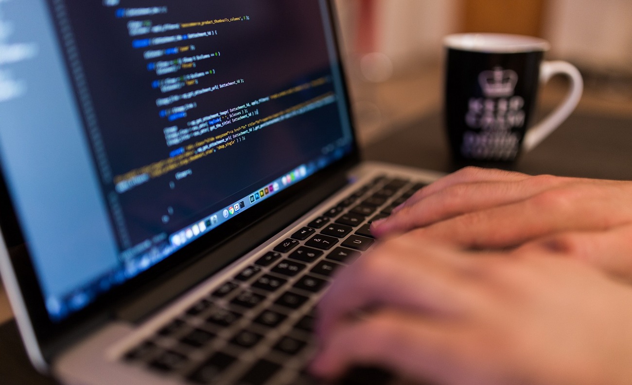 Українцям нададуть 700 стипендій для навчання на IT-курсах