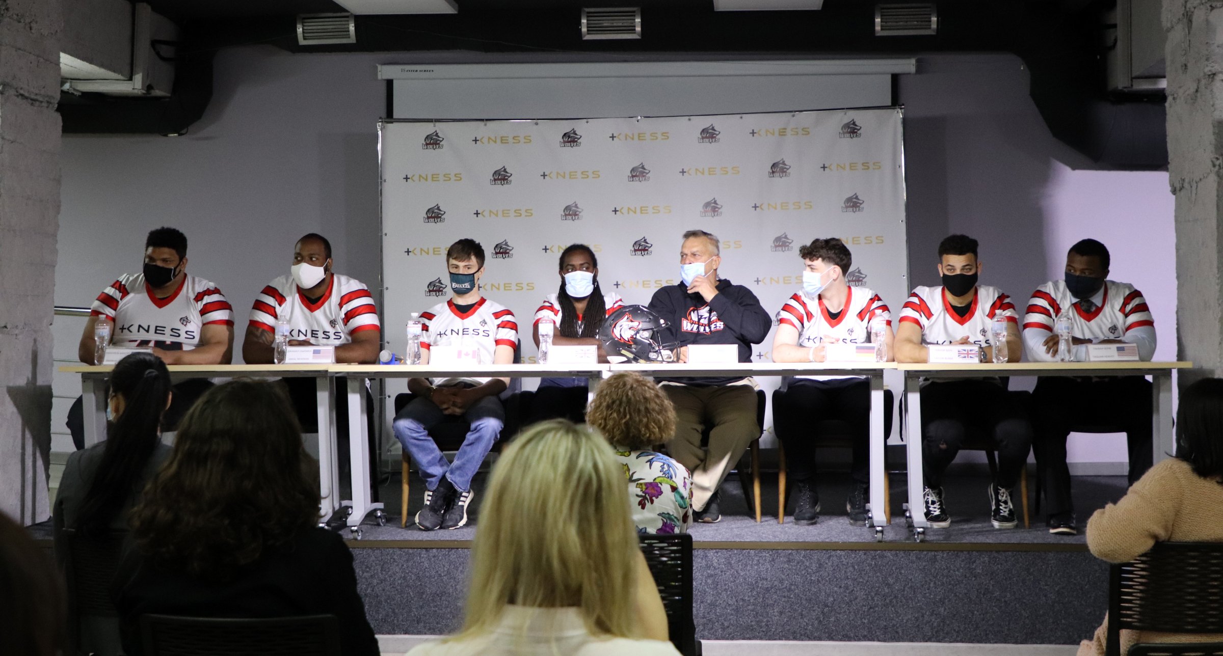 У Вінниці презентували міжнародних футболістів, які цьогоріч гратимуть за місцеву команду в чемпіонаті України