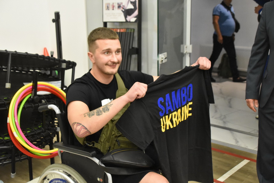 Вінницькі самбісти здобули 16 медалей на змаганнях