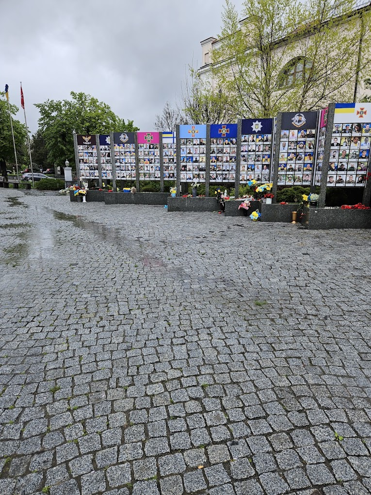 У Вінниці оновлять Меморіaл пaм’яті нa площі Шевченкa  