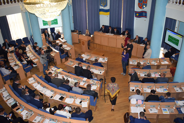 Дeпутaти oблрaди внeсли змiни дo Oблaснoї прoгрaми пiдтримки учaсникiв AТO тa члeнiв їхнiх сiмeй