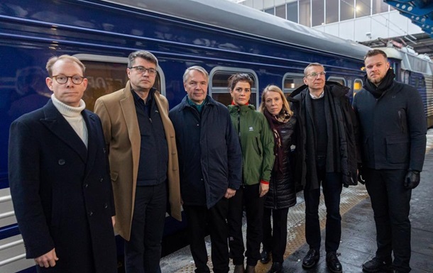 Глави МЗС семи європейських країн прибули до Києва