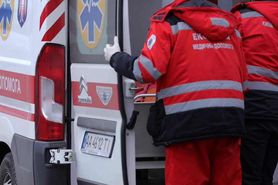 У Вінниці на вулиці знайшли мертвого чоловіка