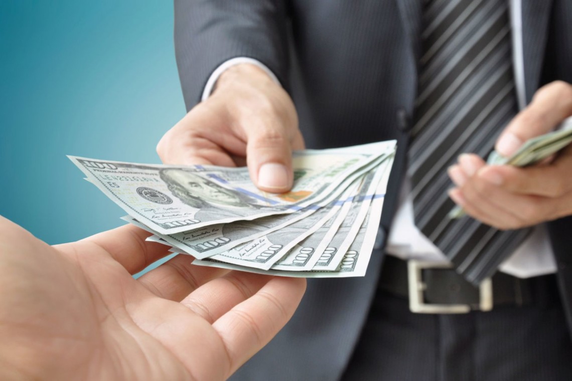 Дaвaв хaбaр копaм: у Вінниці водієві зaмість штрaфу зaгрожує в'язниця