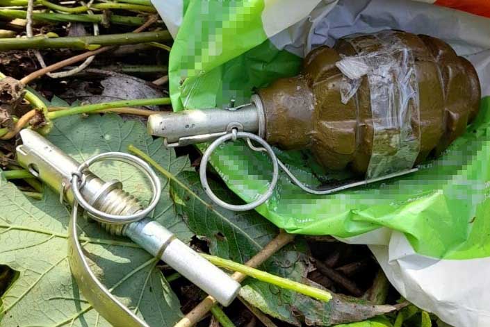 Ходив по місту із гранатою у руках: на Вінниччині затримали п'яного чоловіка