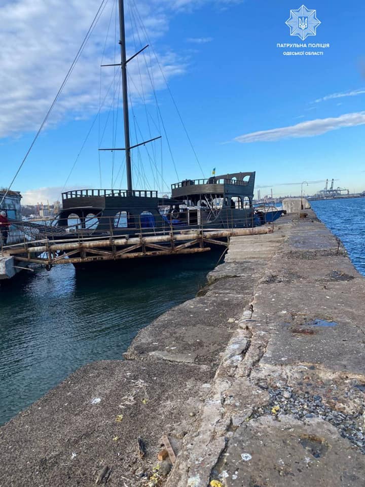 Одеситка викрала яхту і спровокувала морське ДТП