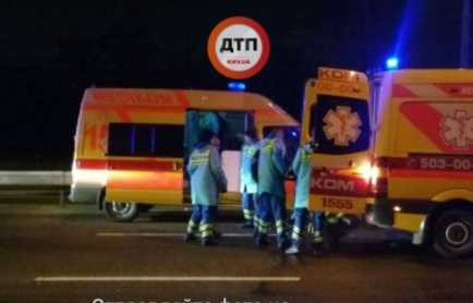 У Києві "швидка" протаранила автомобіль. Постраждали п’ятеро людей