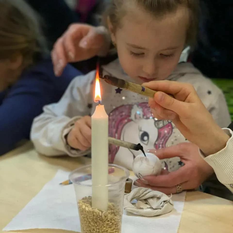 Майстрині Вінницької дитячої музичної школи №2 провели майстер-клас із писанкарства