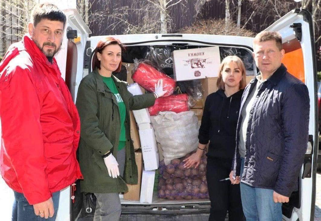 Волонтерський штаб «Українська команда» доставив продукти харчування і речі мешканцям Макарова, Бучі, Бородянки та навколишніх сіл, – Палатний