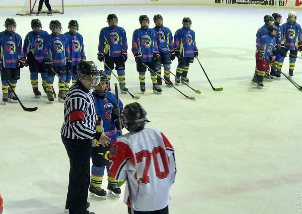 Хоккей: одесские «Морские волки» двaжды уступили киевлянaм
