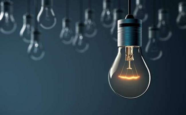 Через негоду п’ять областей залишилось без свiтла 