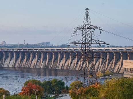 В Українi посилять охорону електростанцiй та мостiв. Що відомо? 