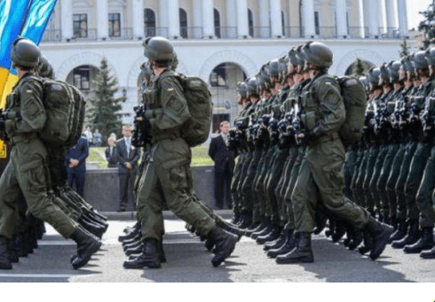 Міноборони заявило, що не отримувало додаткових грошей на військовий парад