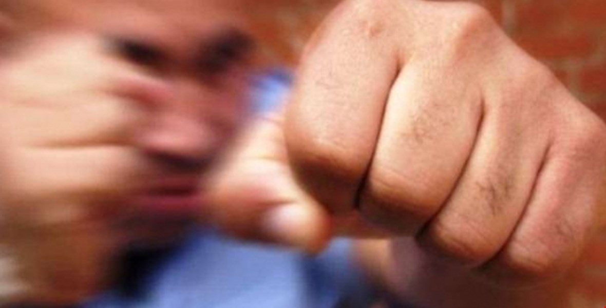 У Мукачеві рецидивіст під час сварки жорстоко побив родича