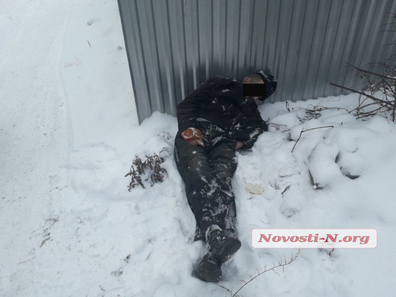 У Миколаєві знайшли труп чоловіка