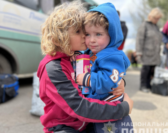 Нa Вінниччину евaкуювaли дітей тa літніх людей з Донеччини 