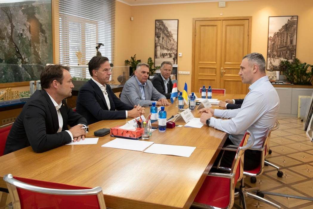 Очільник уряду Нідерландів відвідав Київ та зустрівся з Віталієм Кличко
