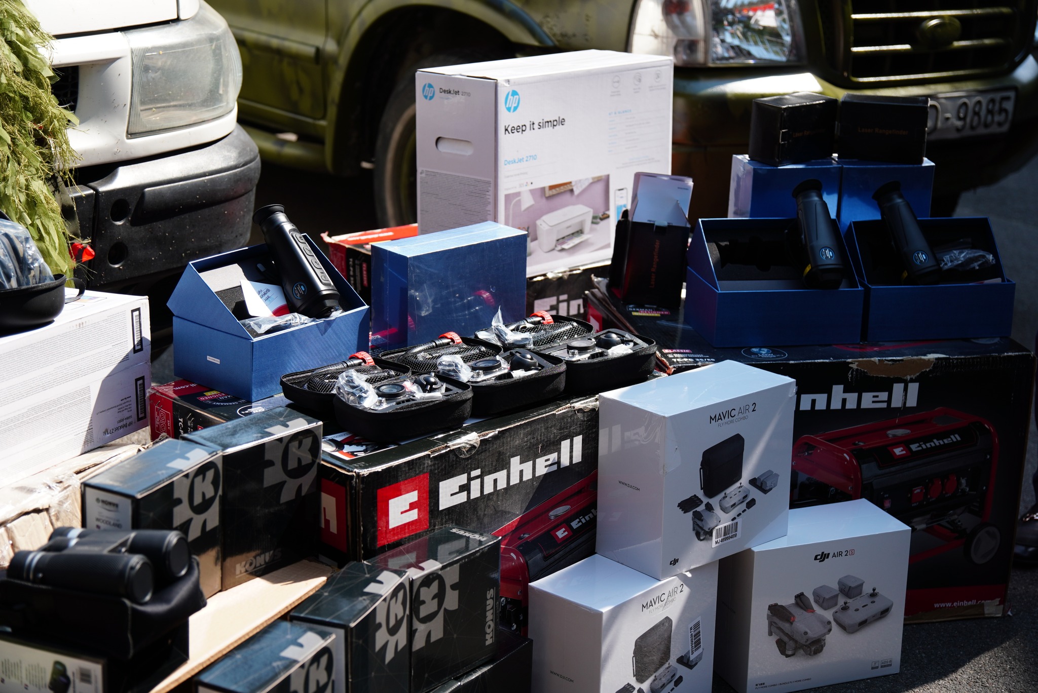 Сергій Борзов спільно з БО «МБФ «Фундація друзів України» передали на передову необхідне спорядження