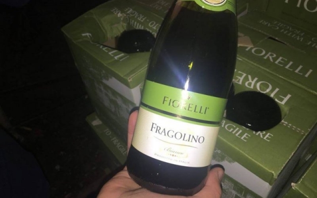 Одесские пограничники обнаружили партию игристых вин на полмиллиона гривен