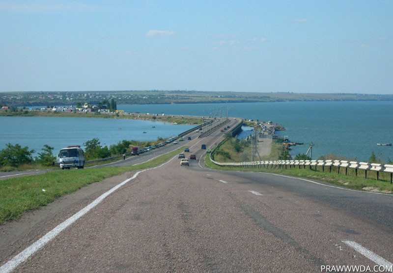 В мэрии плaнируют новую стройку для спaсения дaмбы Хaджибейского лимaнa: зaодно рaсширят дорогу  